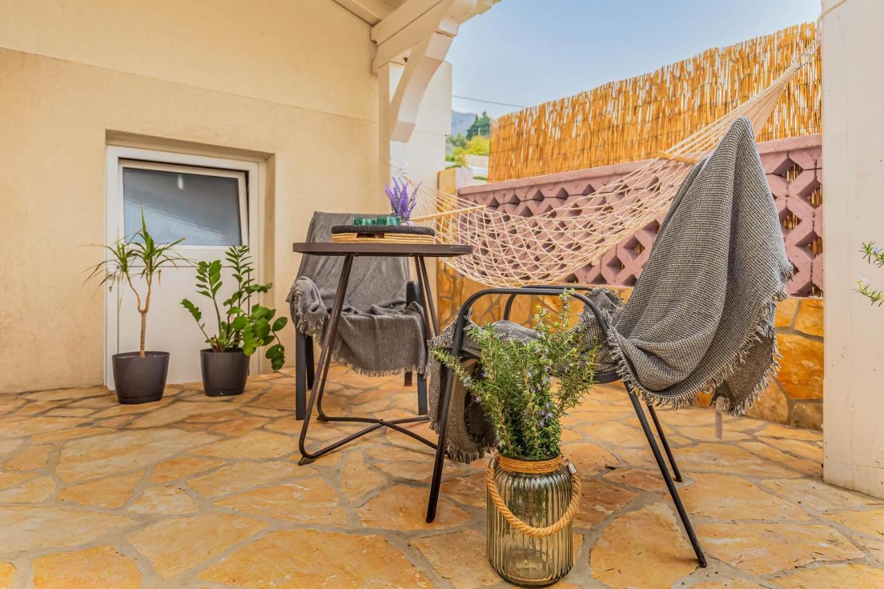 Beachfront Apartment 예세니체 외부 사진